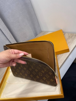 Папка 31*22 см Louis Vuitton Артикул BMS-135594. Вид 6