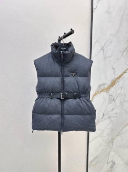Жилет Prada Артикул BMS-135691. Вид 1