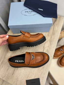 Лоферы Prada Артикул BMS-135707. Вид 2