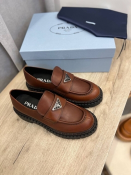 Лоферы Prada Артикул BMS-135706. Вид 1