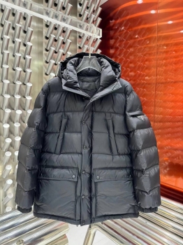 Куртка Prada Артикул BMS-135710. Вид 1