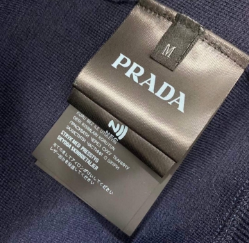 Толстовка Prada Артикул BMS-135712. Вид 4