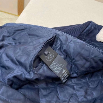 Куртка Prada Артикул BMS-135717. Вид 5