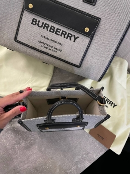  Сумка женская Burberry Артикул BMS-135753. Вид 4