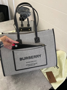  Сумка женская Burberry Артикул BMS-135748. Вид 2