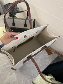  Сумка женская Burberry Артикул BMS-135749. Вид 3