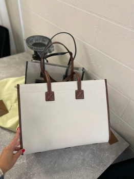  Сумка женская Burberry Артикул BMS-135749. Вид 4