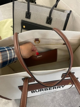  Сумка женская Burberry Артикул BMS-135749. Вид 5