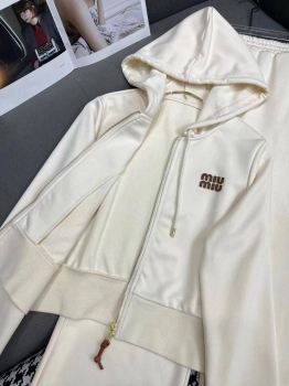 Костюм спортивный Miu Miu Артикул BMS-135796. Вид 2