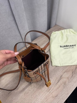 Сумка женская Burberry Артикул BMS-135810. Вид 5