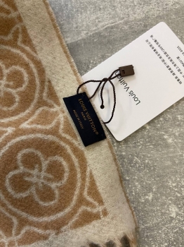 Шарф Louis Vuitton Артикул BMS-135858. Вид 3