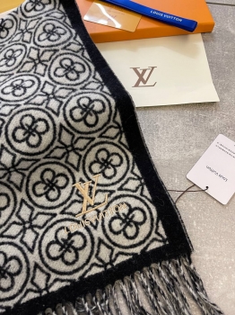 Шарф Louis Vuitton Артикул BMS-135857. Вид 2