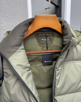 Жилет  Kiton Артикул BMS-135943. Вид 3