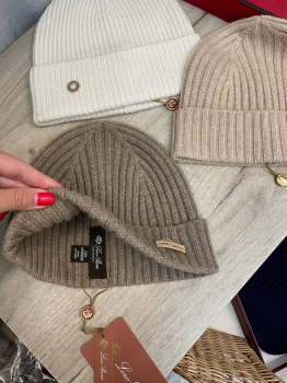 Шапка  Loro Piana Артикул BMS-136130. Вид 4
