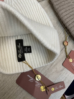 Шапка  Loro Piana Артикул BMS-136128. Вид 2