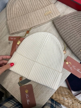 Шапка  Loro Piana Артикул BMS-136128. Вид 3