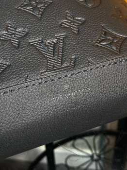 Сумка-слинг  Louis Vuitton Артикул BMS-136145. Вид 4
