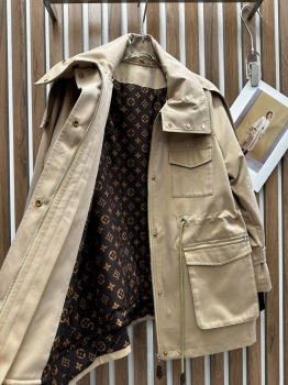 Парка Louis Vuitton Артикул BMS-136206. Вид 3