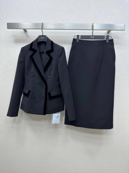 Костюм  Christian Dior Артикул BMS-136223. Вид 1
