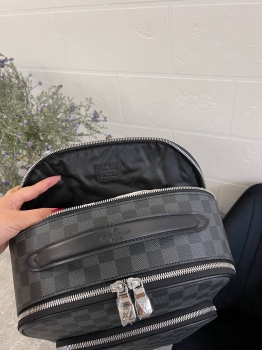 Рюкзак  Louis Vuitton Артикул BMS-122794. Вид 4