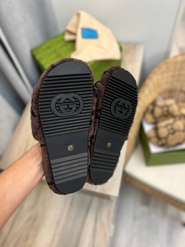 Меховые тапочки  Gucci Артикул BMS-136237. Вид 4