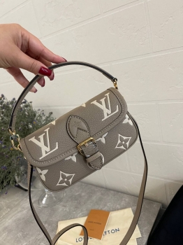 Сумка женская Louis Vuitton Артикул BMS-136248. Вид 5