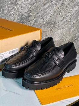 Лоферы Louis Vuitton Артикул BMS-136260. Вид 5