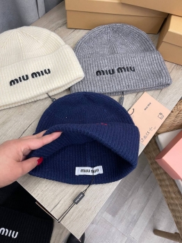 Шапка Miu Miu Артикул BMS-136322. Вид 2
