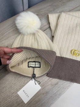 Комплект  Gucci Артикул BMS-136372. Вид 4