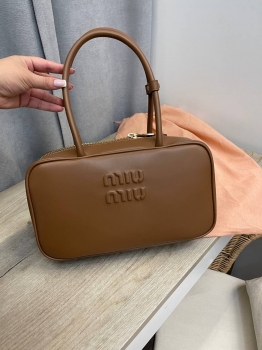 Сумка женская Miu Miu Артикул BMS-136363. Вид 1