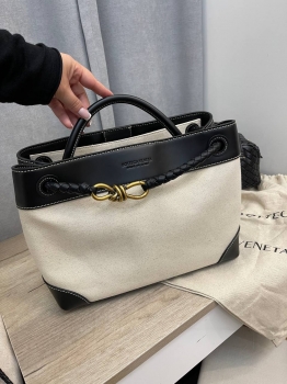 Сумка женская 32 см Bottega Veneta Артикул BMS-136369. Вид 1