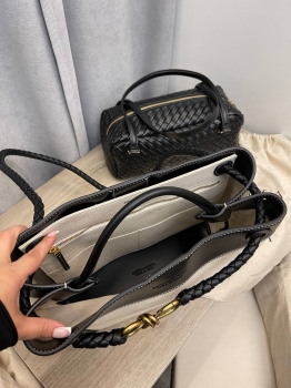 Сумка женская 32 см Bottega Veneta Артикул BMS-136369. Вид 3
