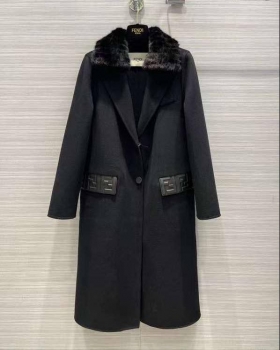Пальто Fendi Артикул BMS-136394. Вид 1