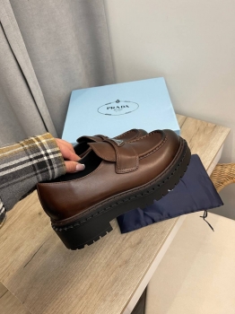 Лоферы Prada Артикул BMS-136437. Вид 2