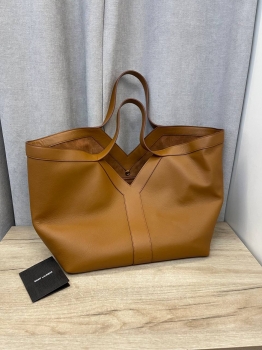 Сумка женская Yves Saint Laurent Артикул BMS-136440. Вид 6
