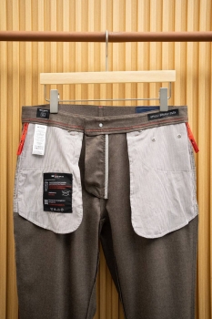 Брюки  Kiton Артикул BMS-136464. Вид 4