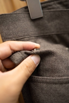 Брюки  Kiton Артикул BMS-136464. Вид 6