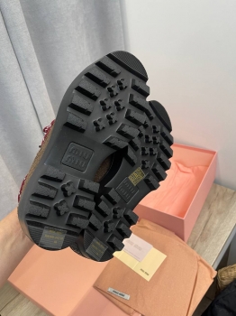 Замшевые лоферы Miu Miu Артикул BMS-136478. Вид 3