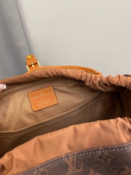 Рюкзак  Louis Vuitton Артикул BMS-136565. Вид 8