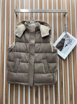 Жилет двухсторонний Brunello Cucinelli Артикул BMS-136568. Вид 1