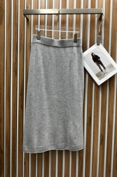 Костюм женский Loro Piana Артикул BMS-136634. Вид 2