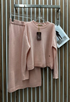 Костюм женский Loro Piana Артикул BMS-136633. Вид 1