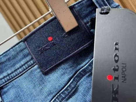 Джинсы Kiton Артикул BMS-136656. Вид 4