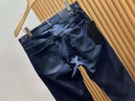 Джинсы Kiton Артикул BMS-136655. Вид 4