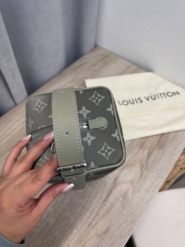Косметичка Louis Vuitton Артикул BMS-136670. Вид 3