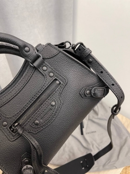 Сумка женская Balenciaga Артикул BMS-136674. Вид 8