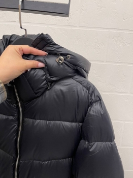 Пуховик  Tom Ford Артикул BMS-136717. Вид 3