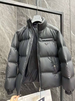 Пуховик Prada Артикул BMS-136718. Вид 4