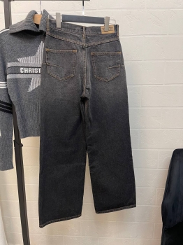 Джинсы Christian Dior Артикул BMS-136782. Вид 2