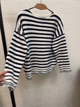 Свитер женский Christian Dior Артикул BMS-124847. Вид 1